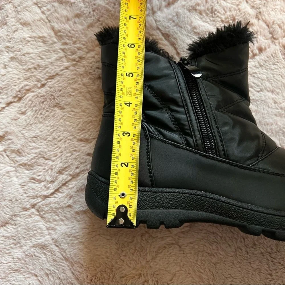 NEW‎ Roebuck & Co. Thermolite Winter Boots Women's Size 8